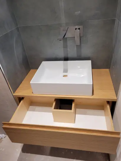 mobile bagno in rovere