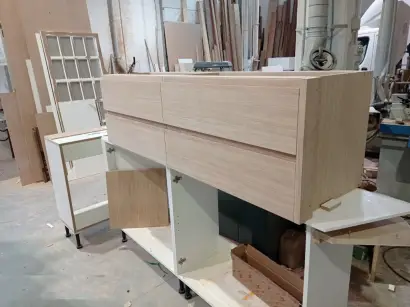 mobile bagno sospeso rovere su misura