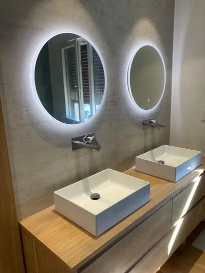 mobile bagno sospeso rovere su misura