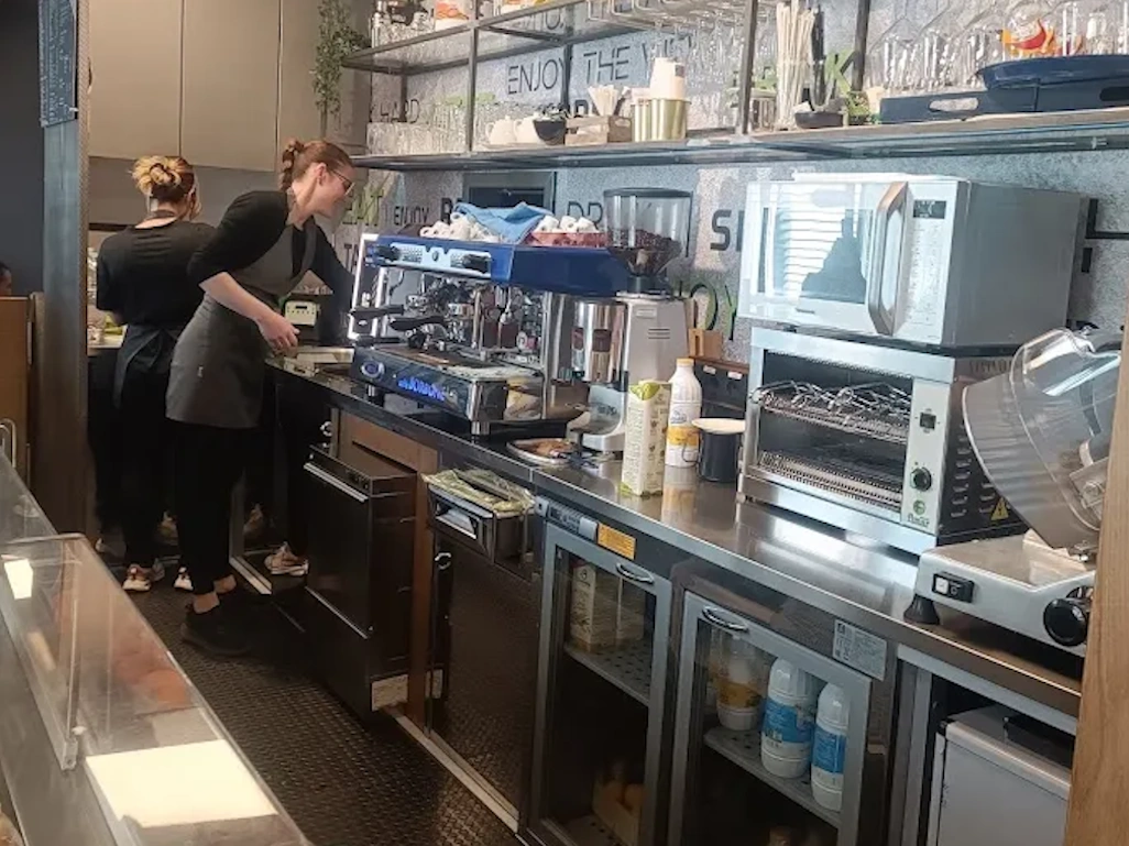 arredi-bar-moderno-cagliari